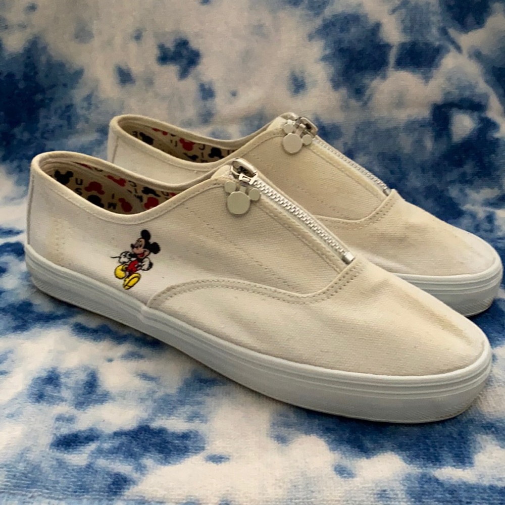 Mikey mouse sneakers size 7.5 women’s